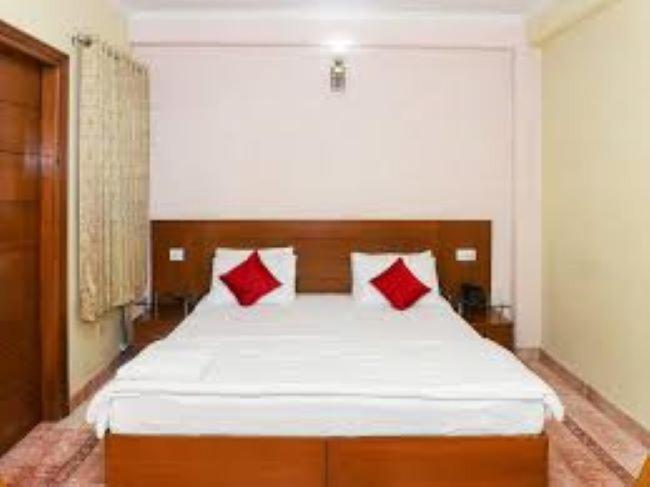 Indira International Inn Nuova Delhi Esterno foto