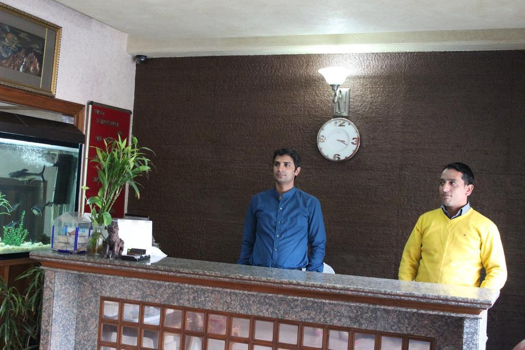 Indira International Inn Nuova Delhi Esterno foto