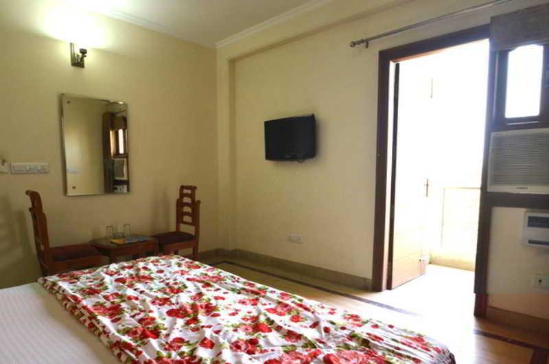 Indira International Inn Nuova Delhi Esterno foto
